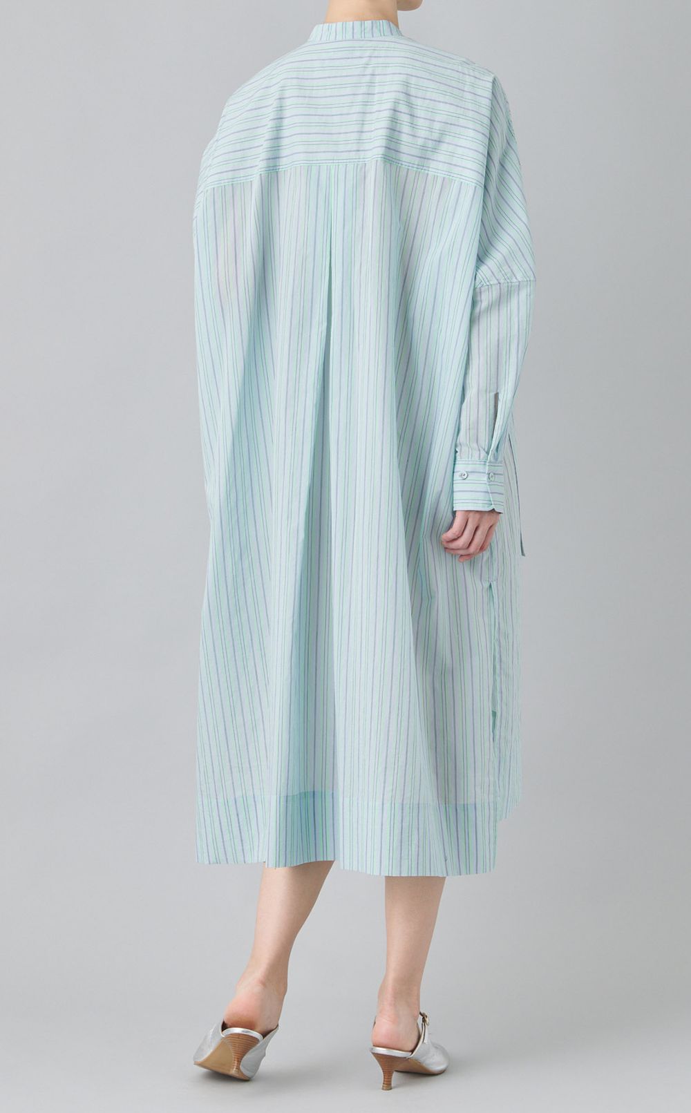 フリルロングシャツワンピース