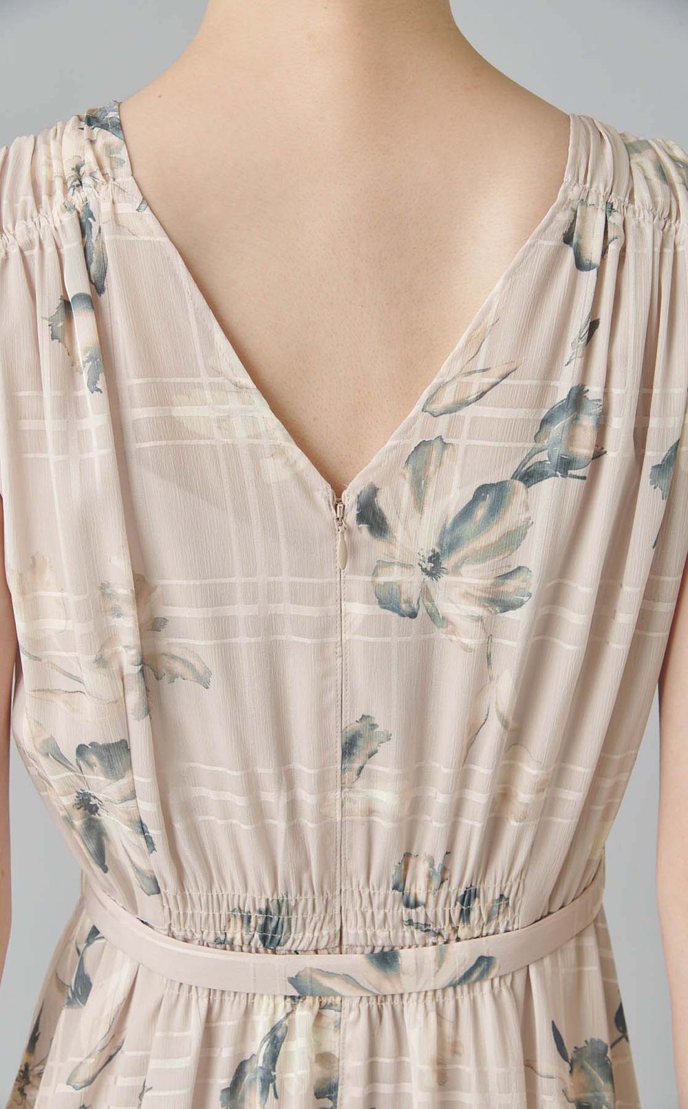 フラワープリントカシュクールワンピース