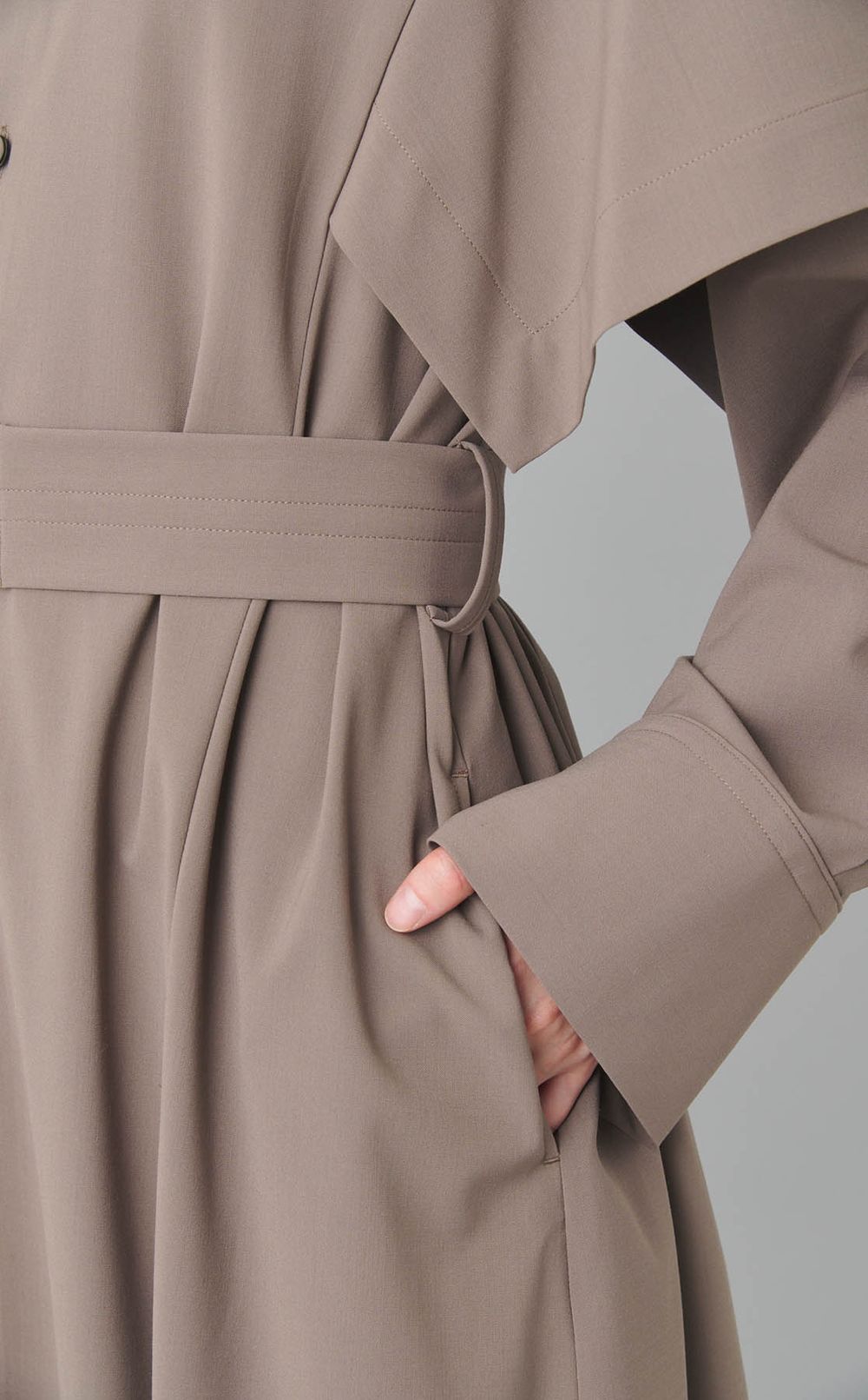 ハンカチーフスリーブワンピース