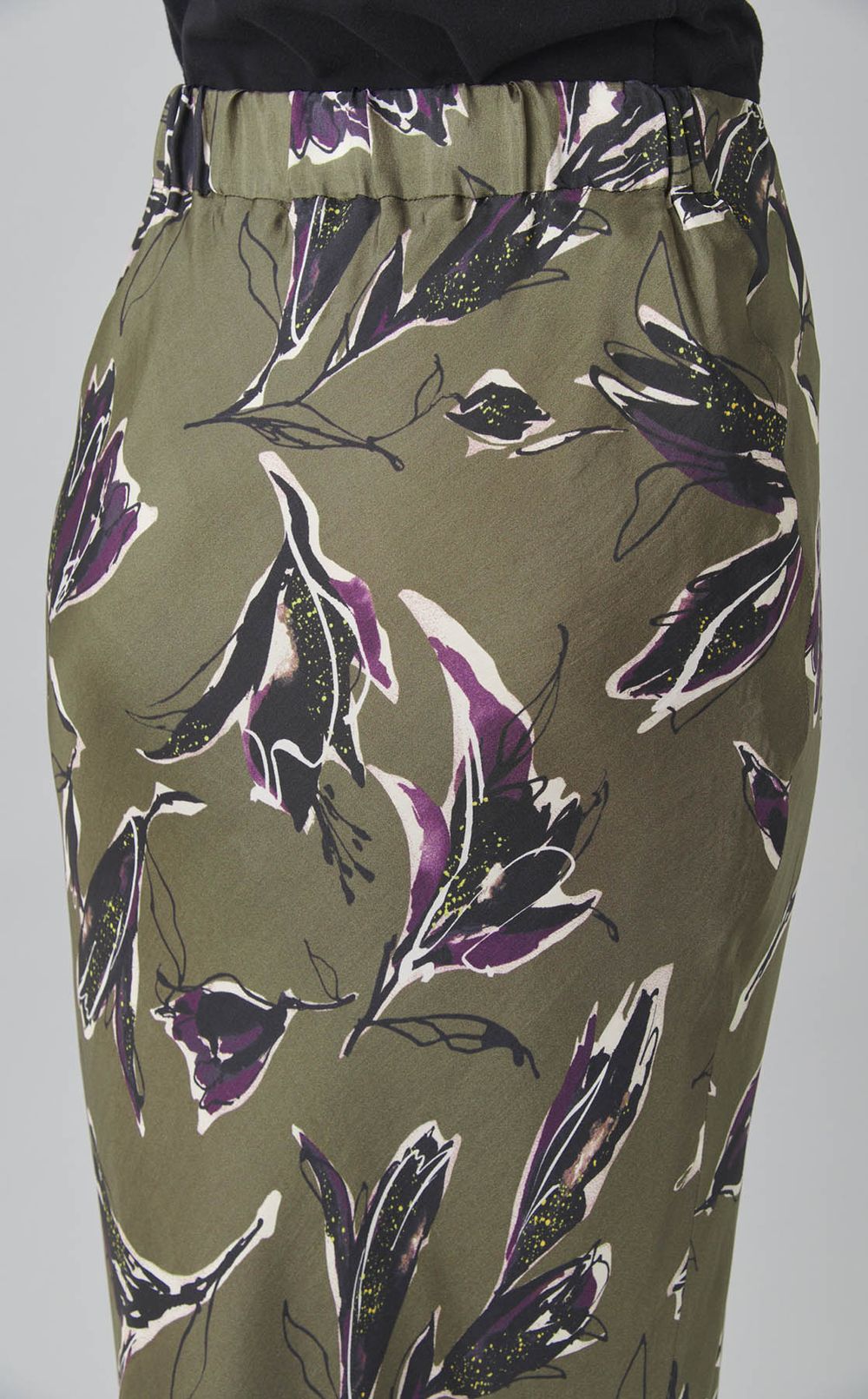 フラワープリントロングスカート