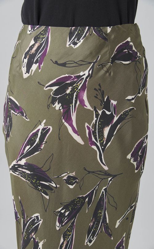 フラワープリントロングスカート