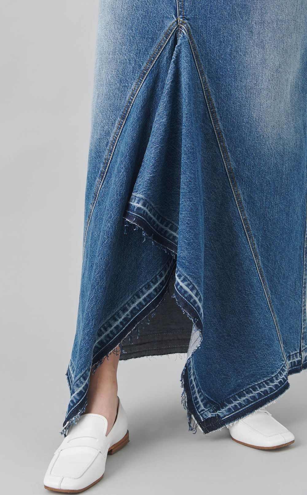 ヘムフレアデニムロングスカート