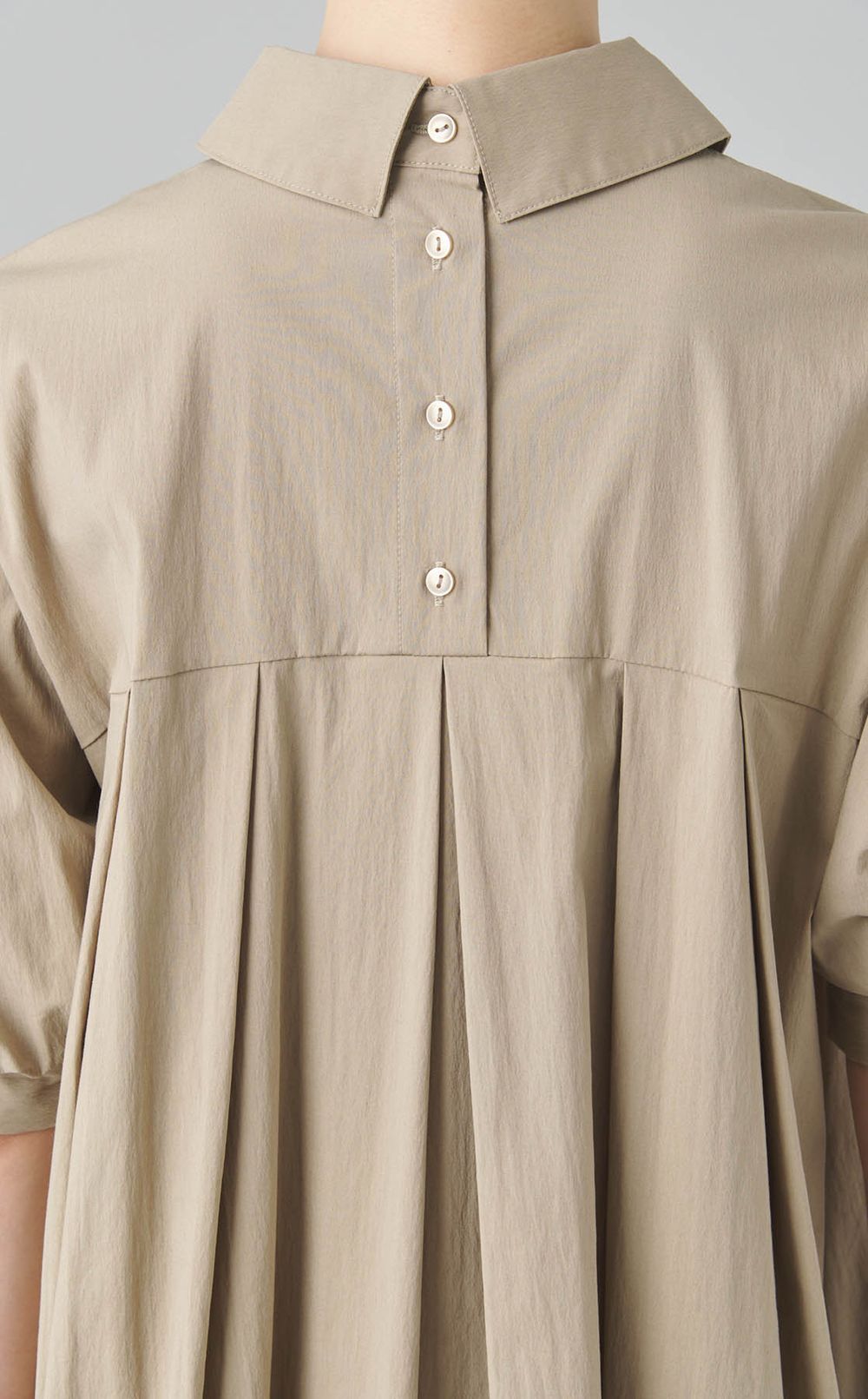 パフスリーブシャツワンピース