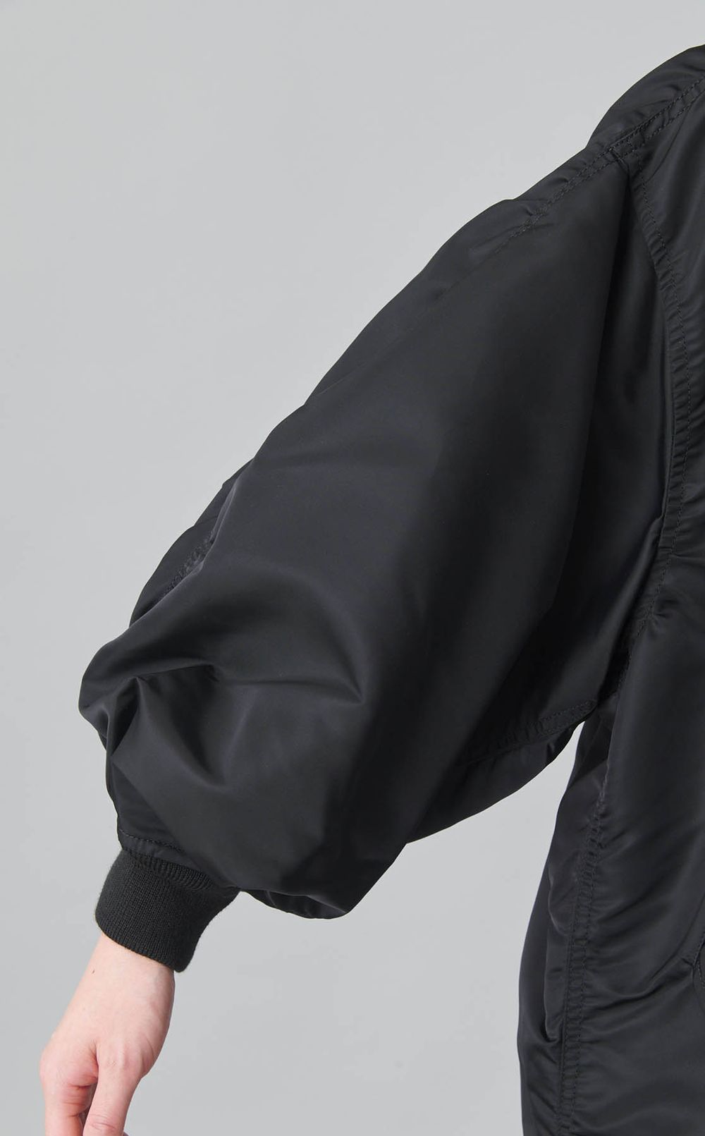 ボリュームスリーブロングMA-1