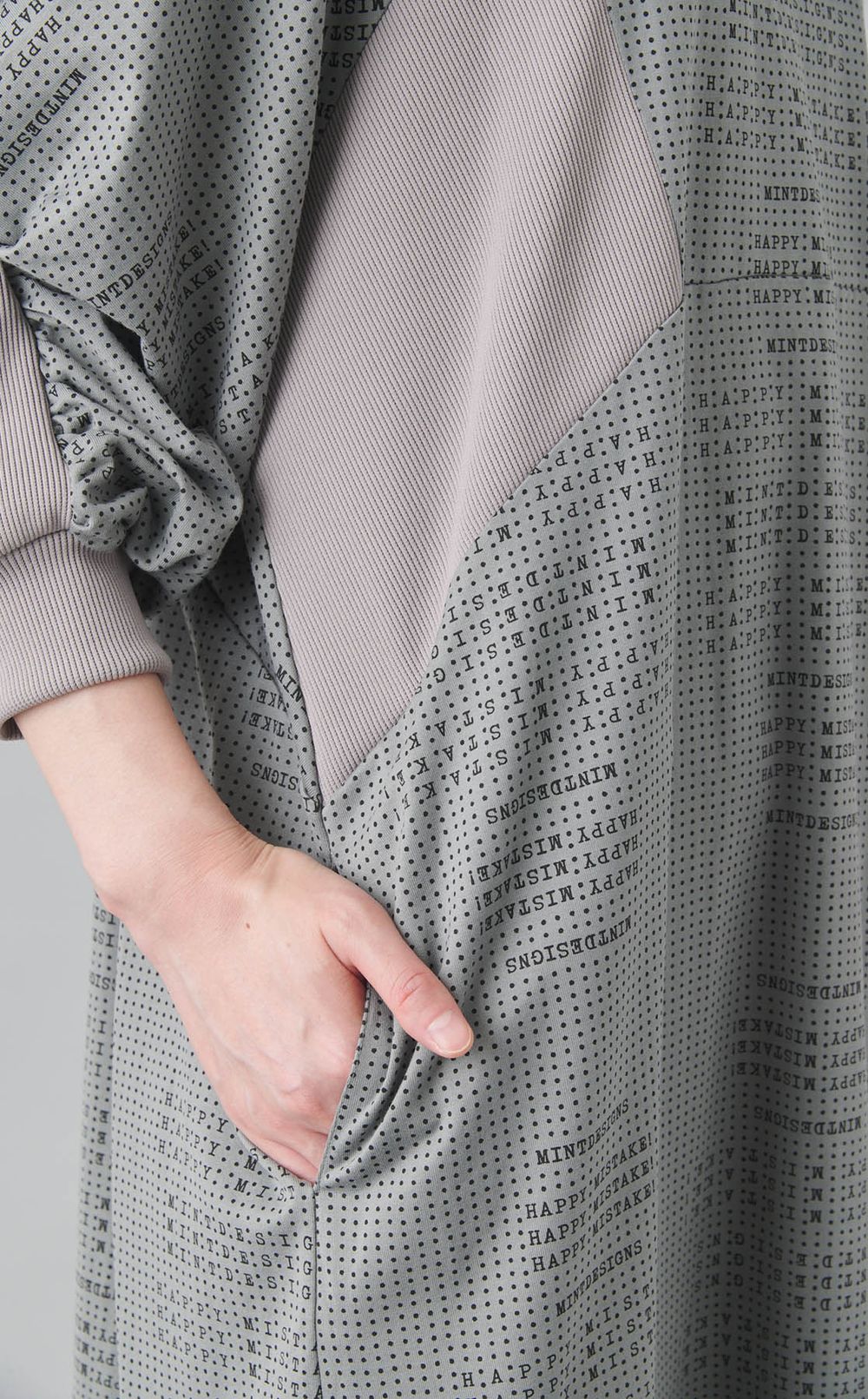 ドットタイププリントワンピース