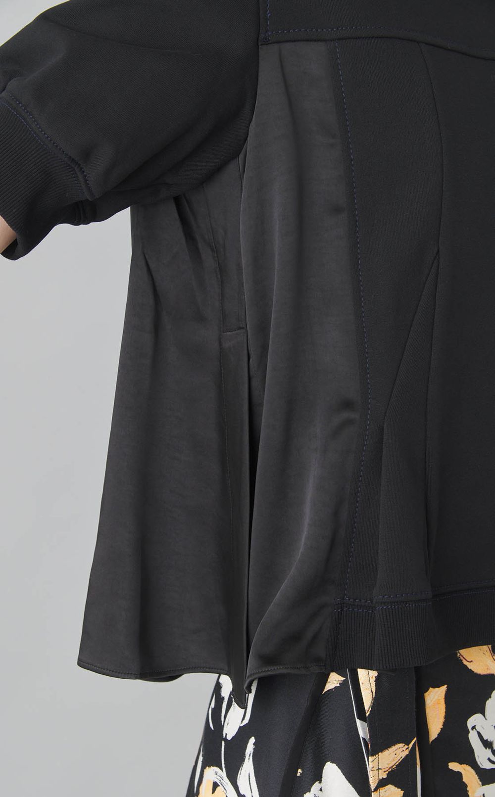 サテンコンボカットプルオーバー