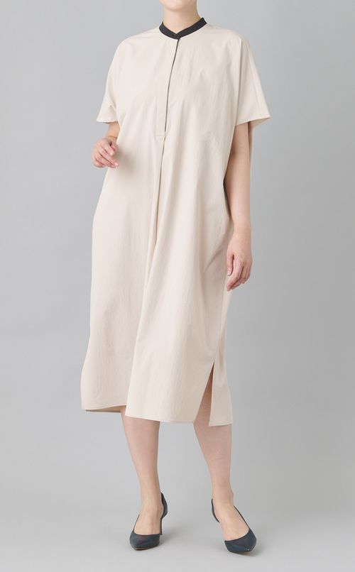 タイプライターバンドカラーワンピース