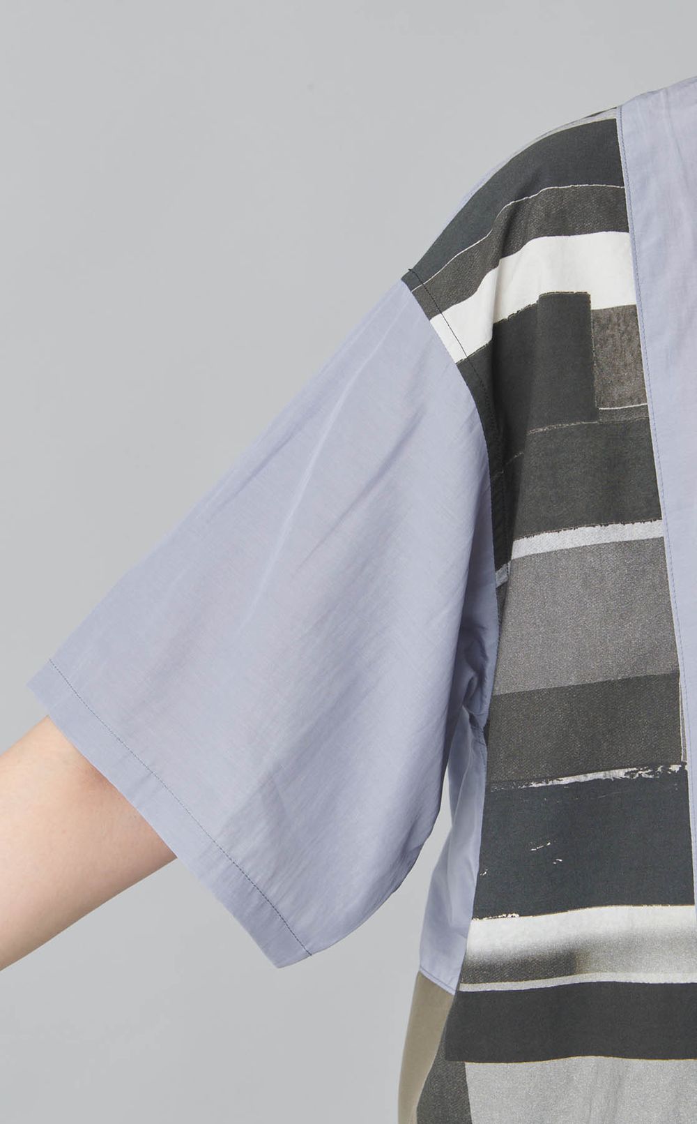 【reADdress】リメイクスタンドカラーシャツ