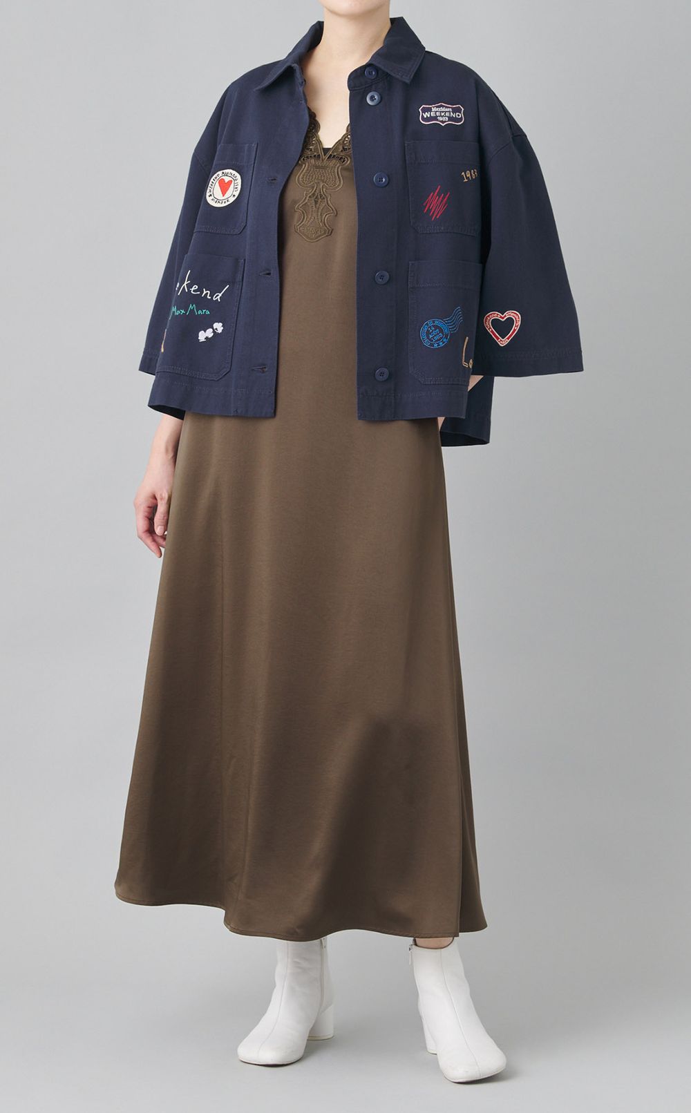 ネックレースロングワンピース