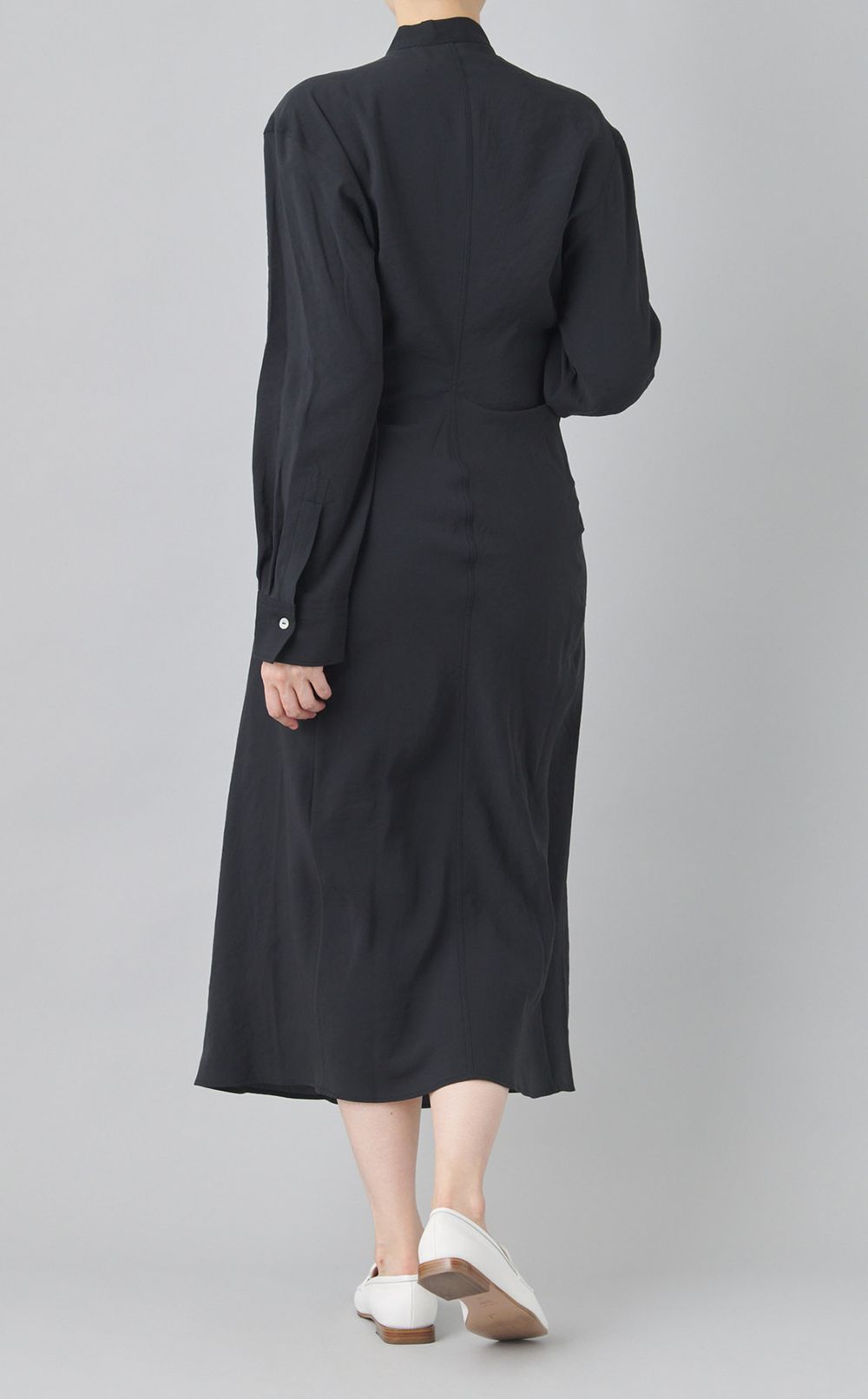 Vネックシャツドレス