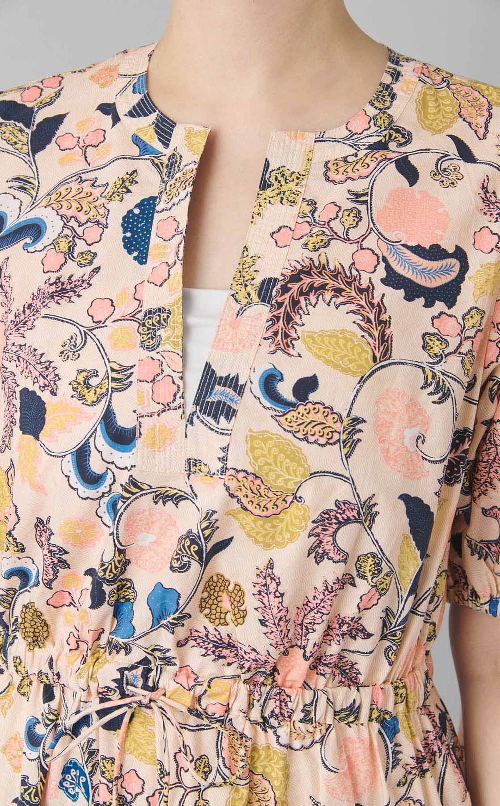 ボタニカルプリントパフスリーブワンピース