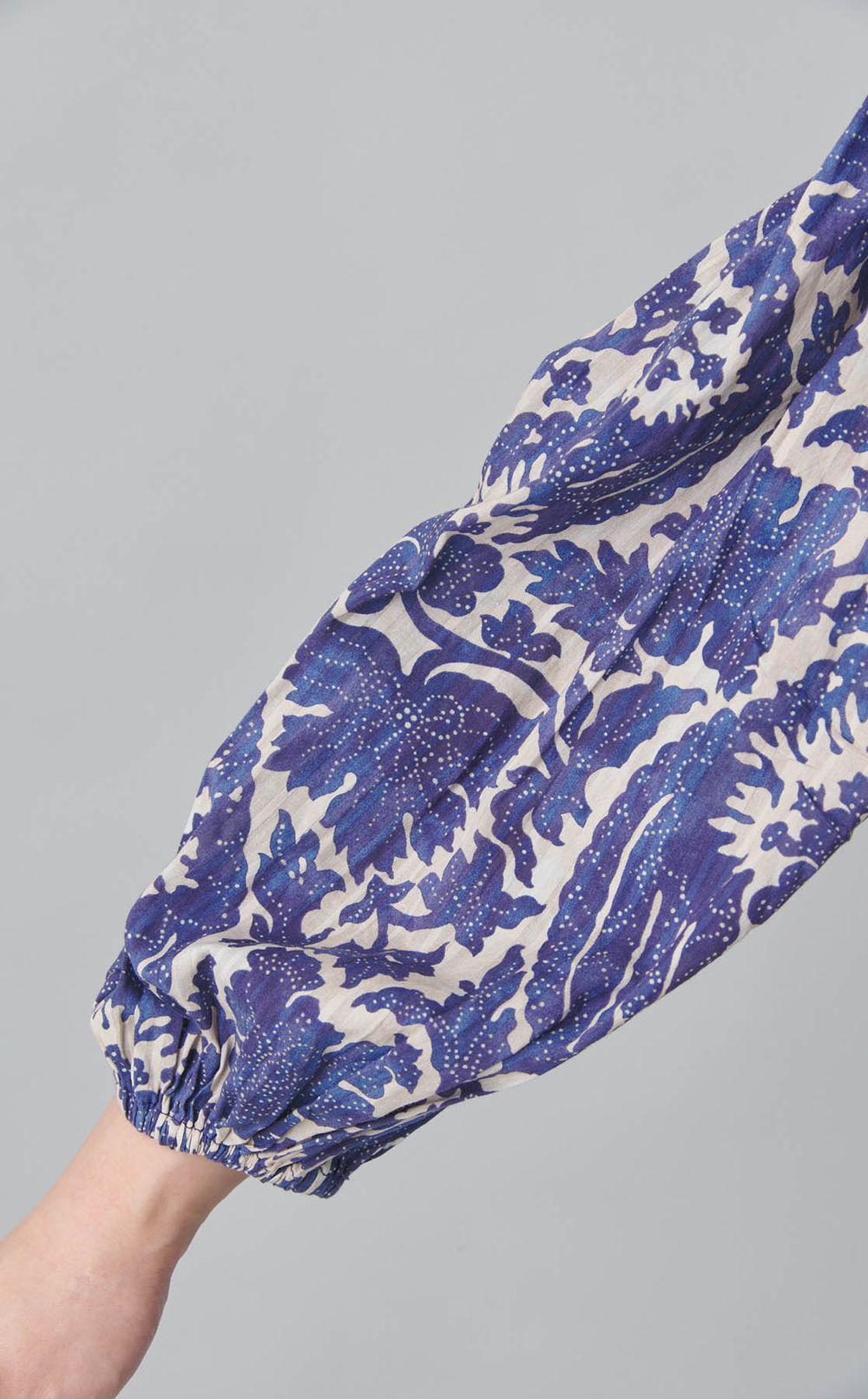 ボリュームスリーブプリントワンピース