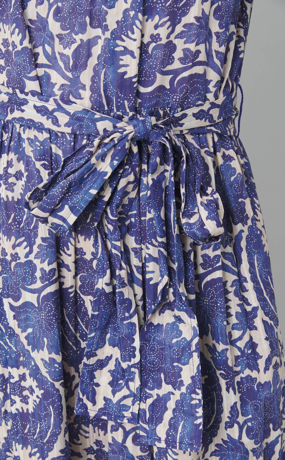 ボリュームスリーブプリントワンピース