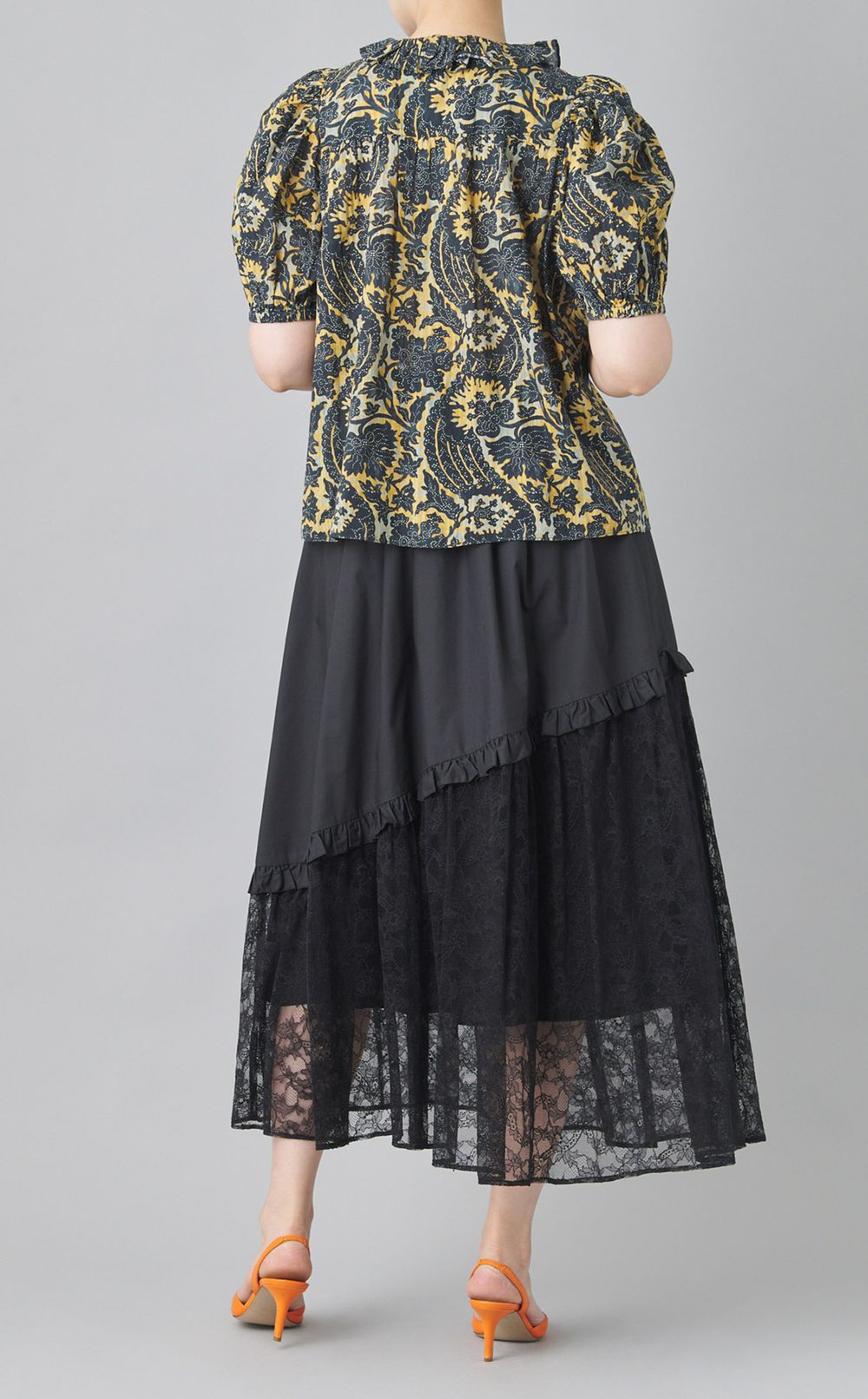 コットンプリントパフスリーブブラウス