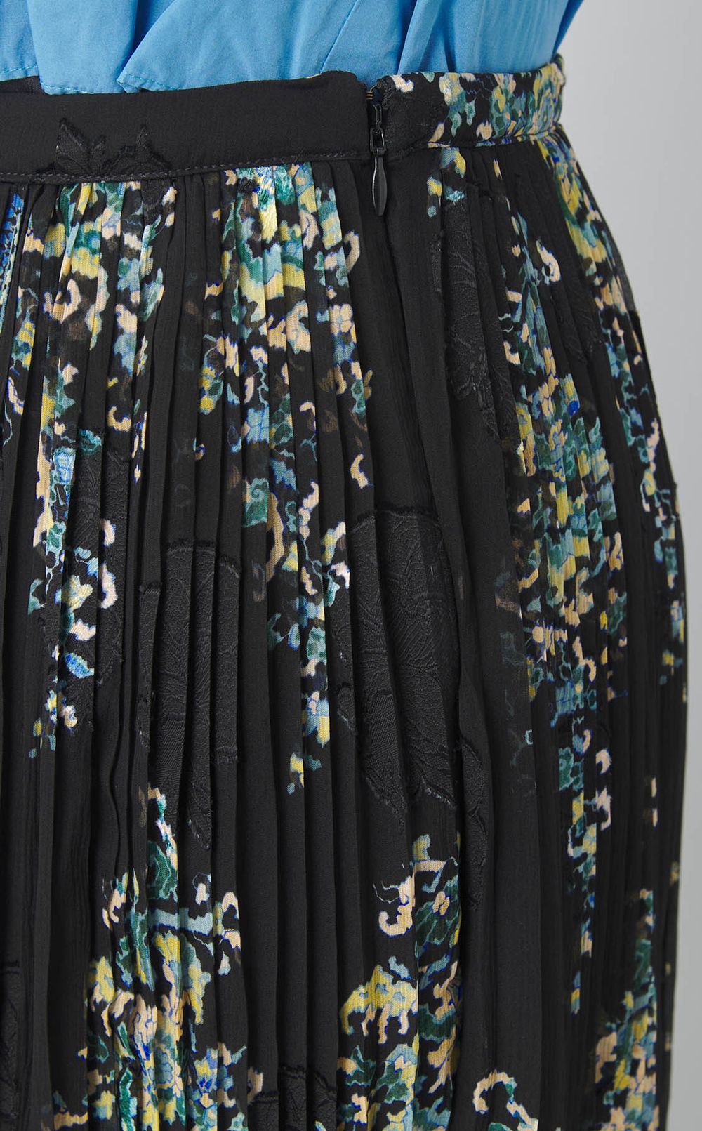 フラワープリントシアープリーツスカート