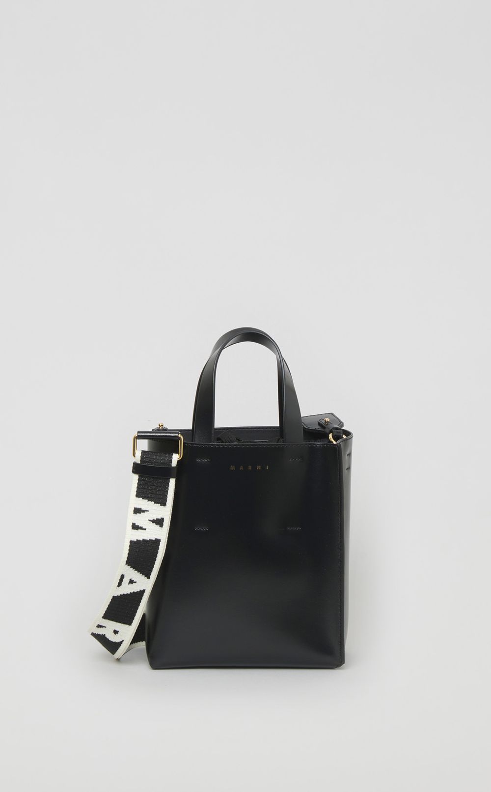 MUSEOロゴストラップレザーミニバッグ