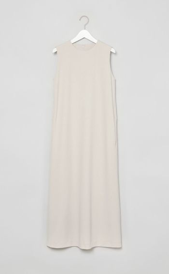 クルーネックストレートカットワンピース