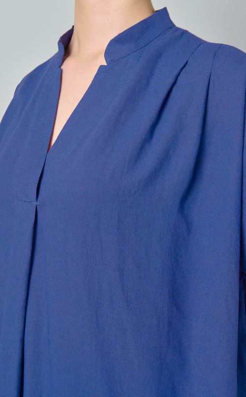 タックショルダーワンピース