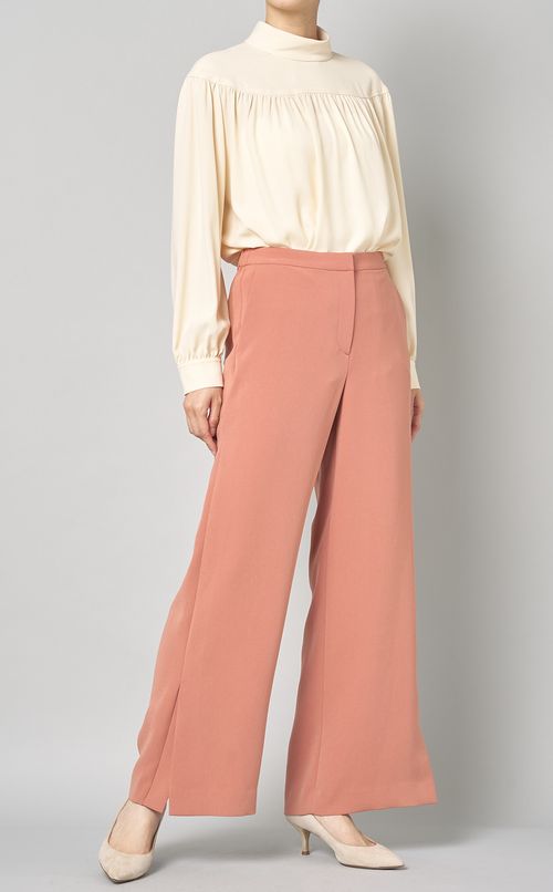 サイドスリットワイドフレアパンツ