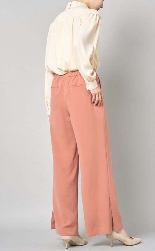 サイドスリットワイドフレアパンツ