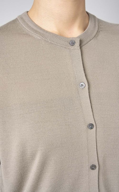 ウールラウンドネックカーディガン