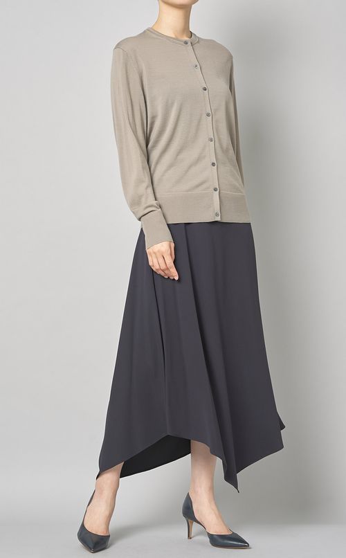 バックサテンアシンメトリースカート