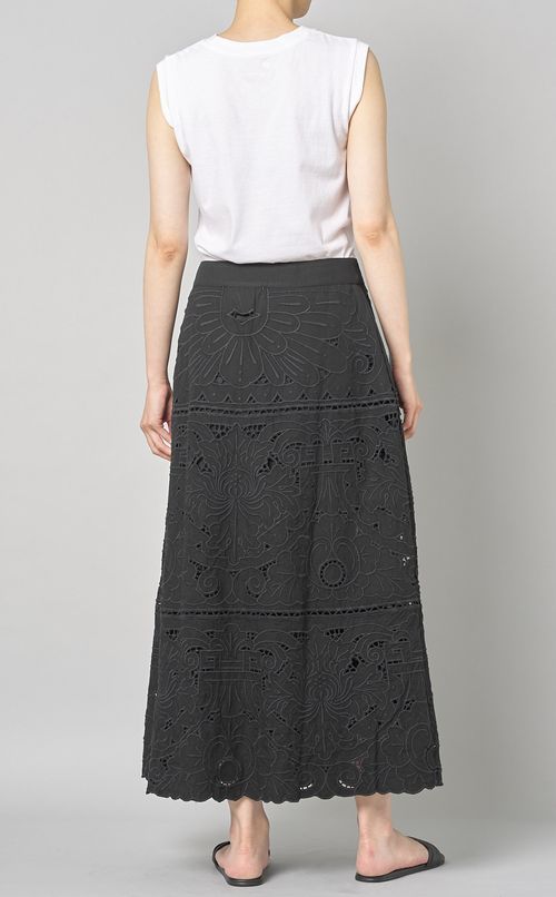 アイレットレ一スロングスカート