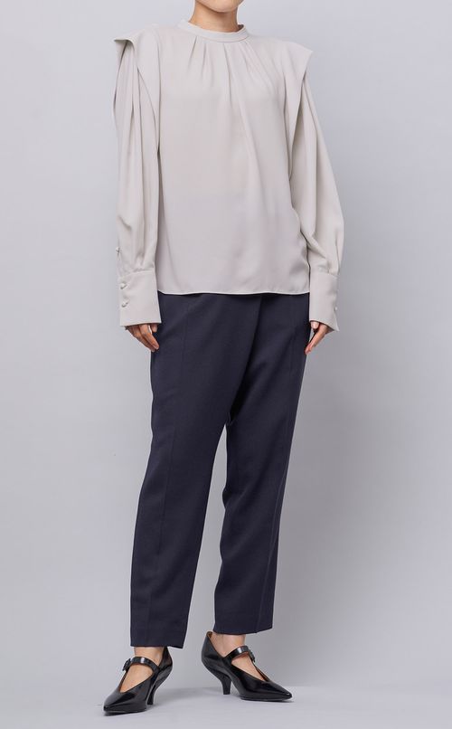 ウィングショルダージョーゼットブラウス