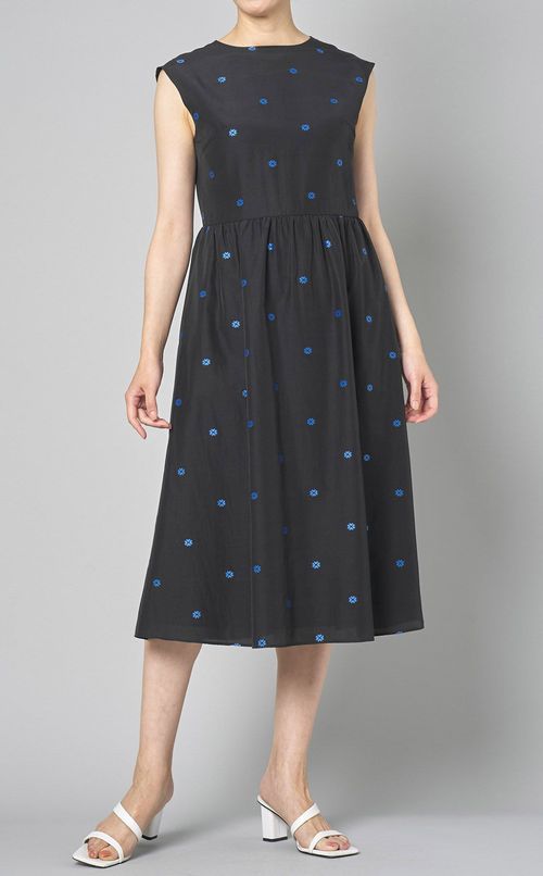 カットジャガードスリーブレスワンピース