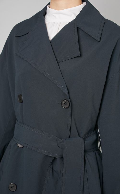 バックヨークフレアトレンチコート