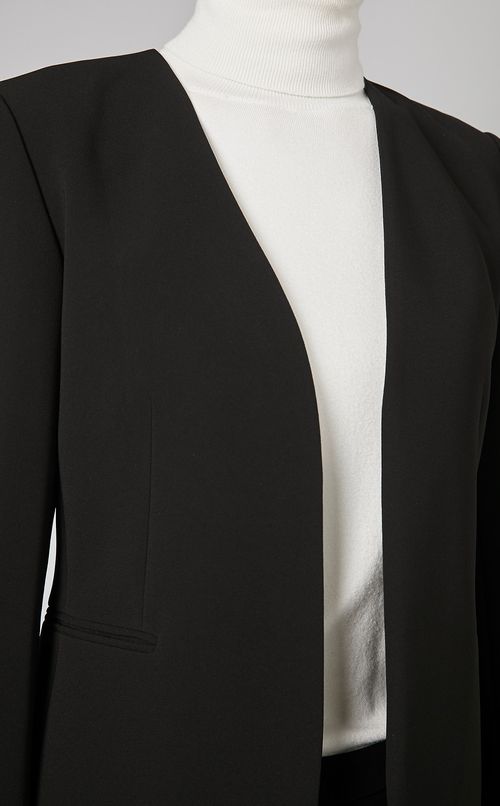 Aラインノーカラージャケット