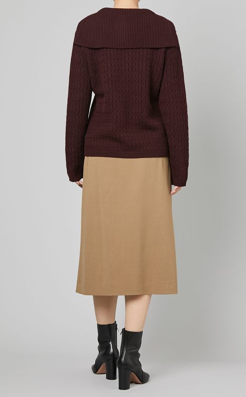 ケーブルセーラーカラーニット