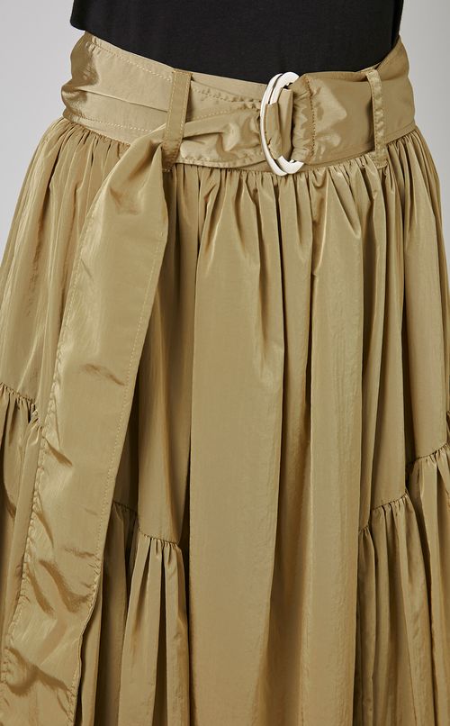 シャンブレーティアードベルト付スカート