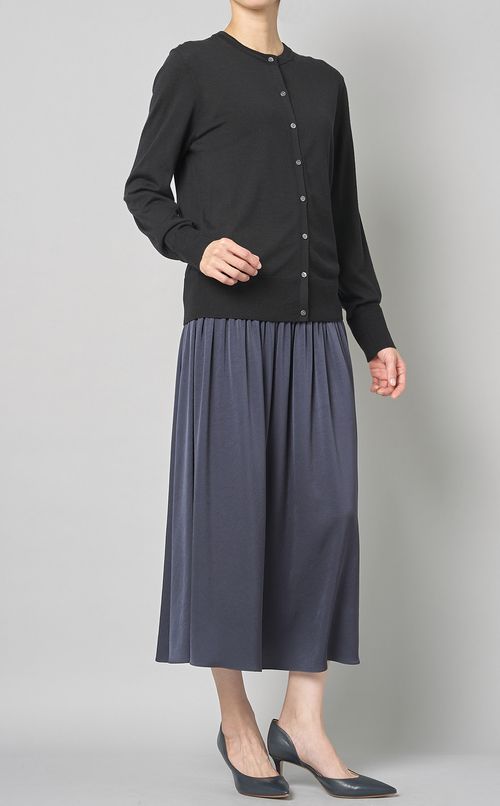 マットアムンゼンギャザースカート