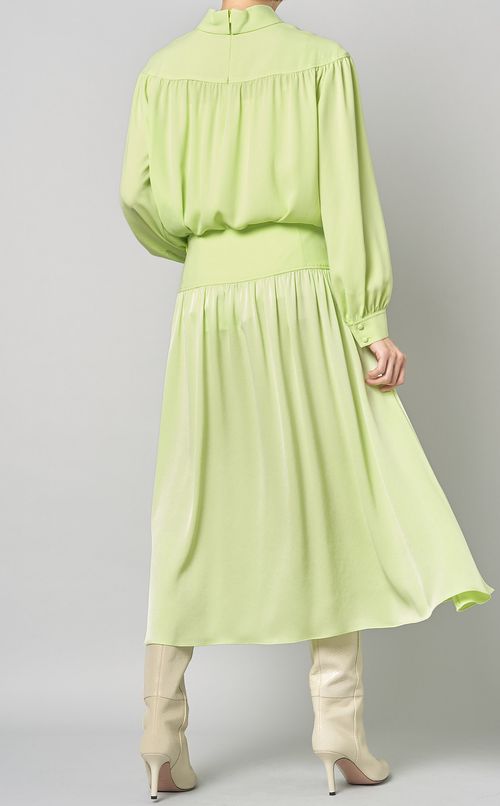 ギャザースリーブスタンドネックブラウス