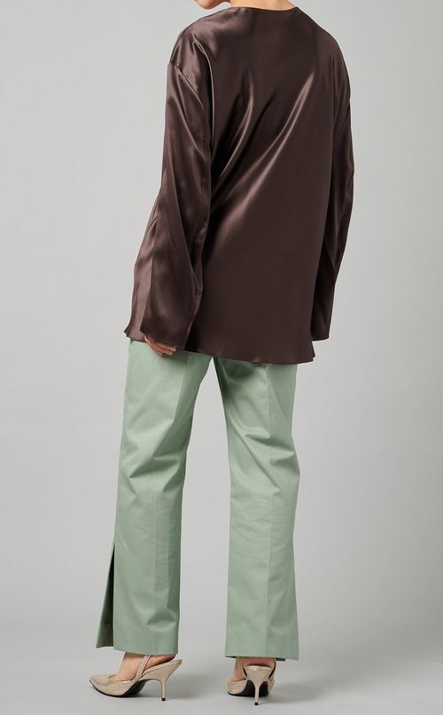 シルクVネックロングスリーブブラウス