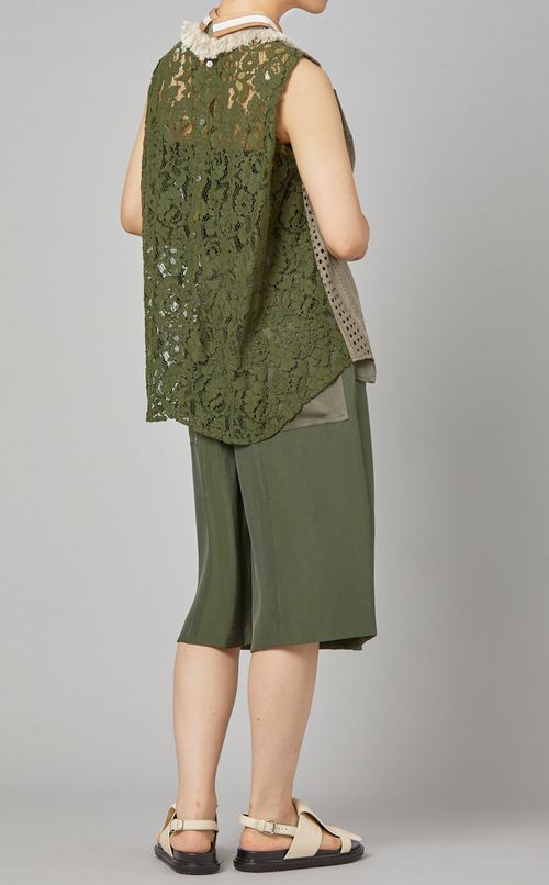 レースノースリーブブラウス