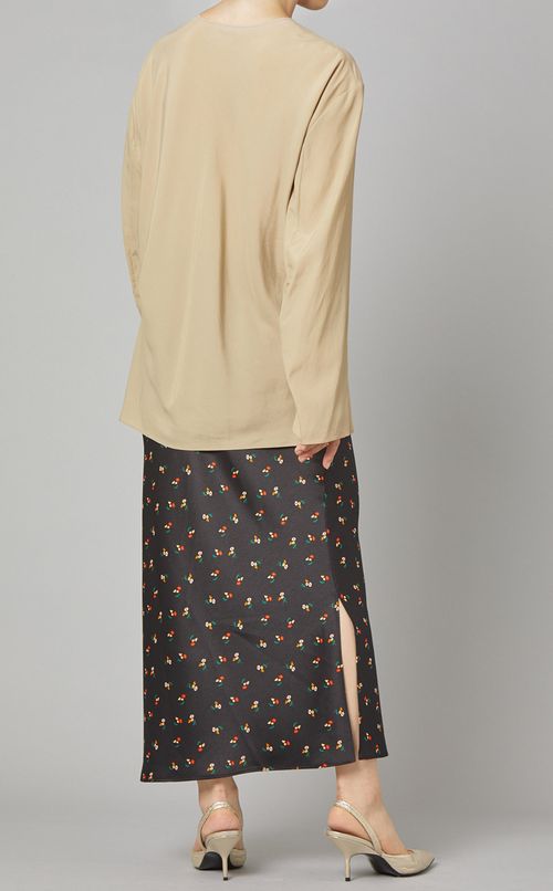 ソリッドVネックロングスリーブブラウス