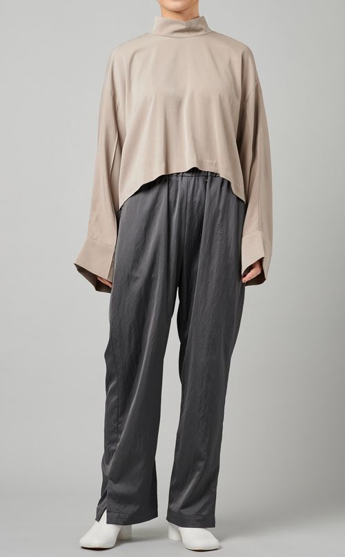 フレアスリーブプルオーバー