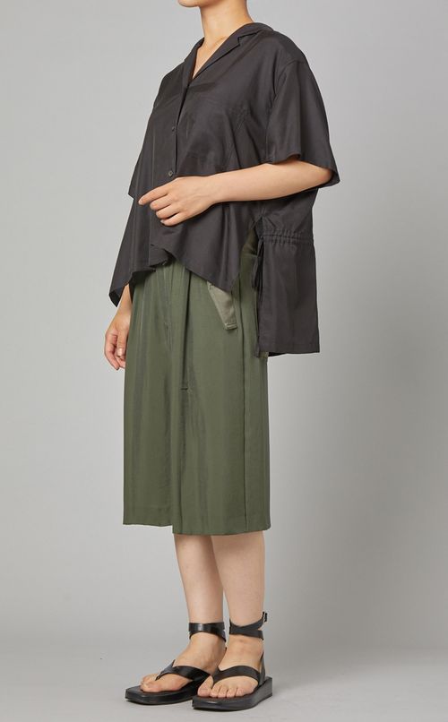 フラップポケットショートパンツ