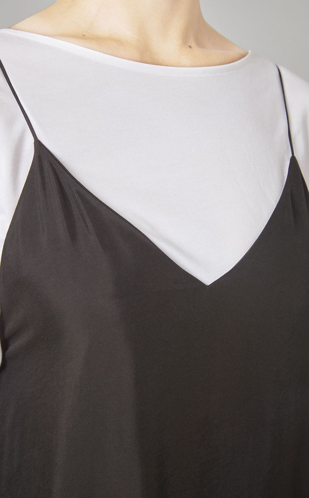 キャミソールティアードワンピース