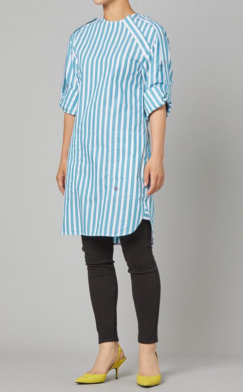 デザインスリーブワンピース