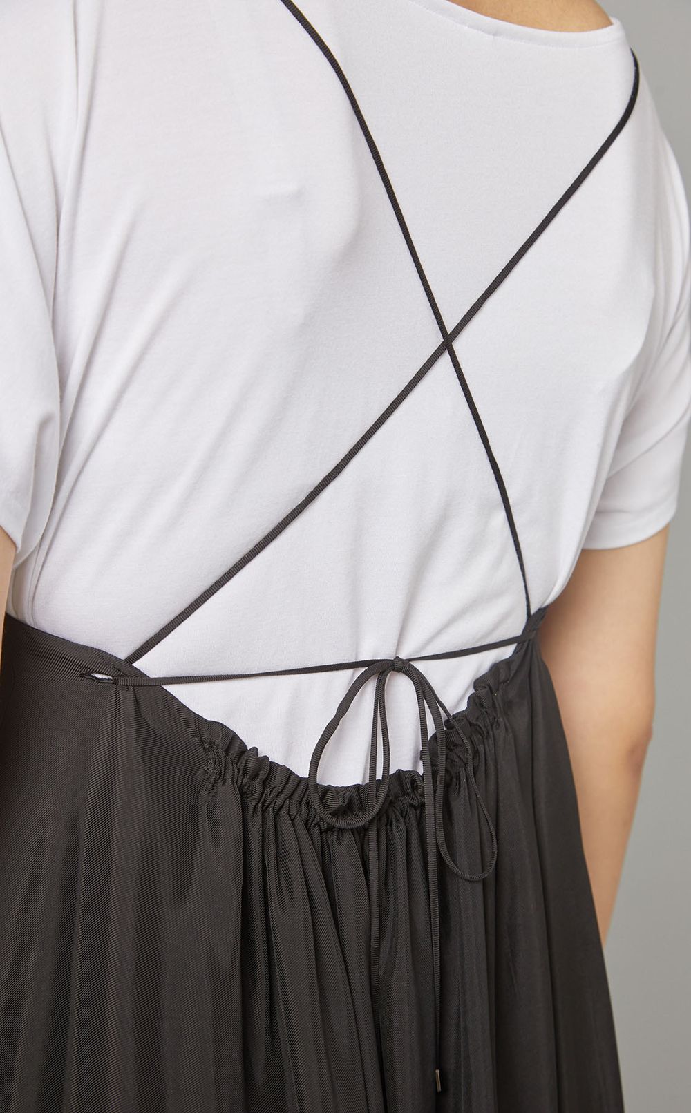 キャミソールティアードワンピース