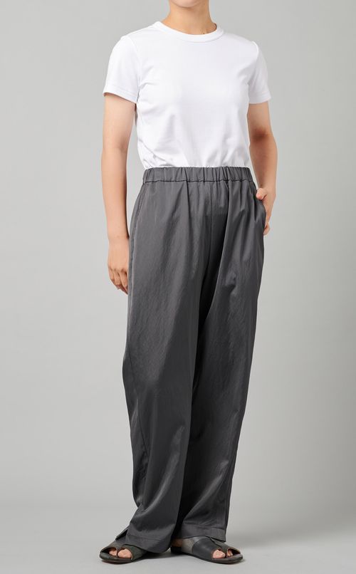 サテンイージーパンツ