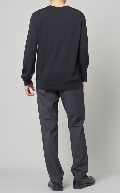 ロングスリーブVネックニット