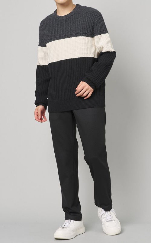 ウールジャージーテーパードパンツ