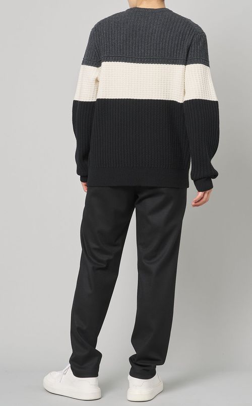 アゼトライカラーニット