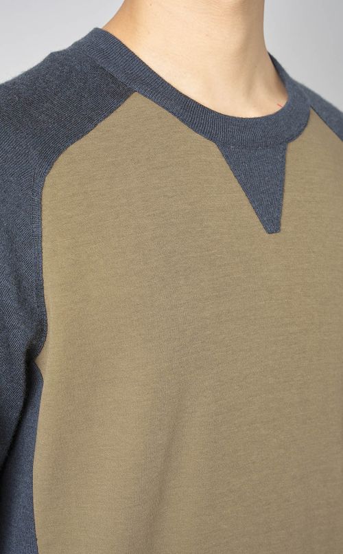 カラーブロックプルオーバー