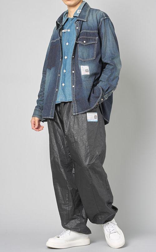 ダブルレイヤードデニムシャツ