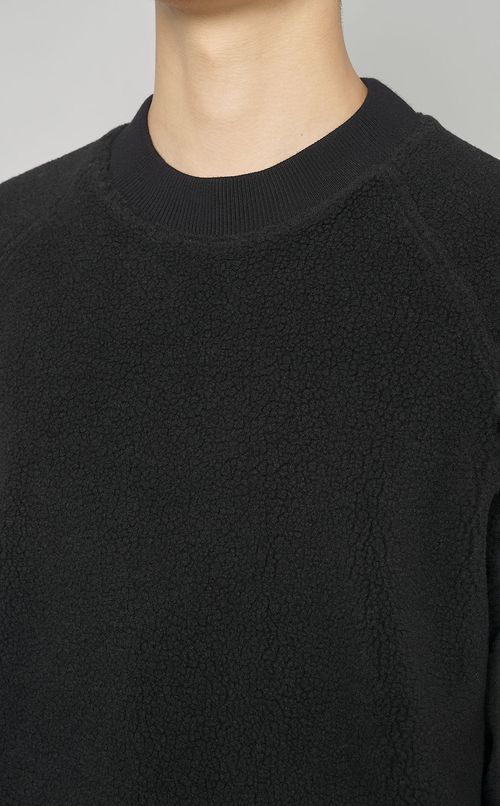 ボアフリースクルーネックプルオーバー